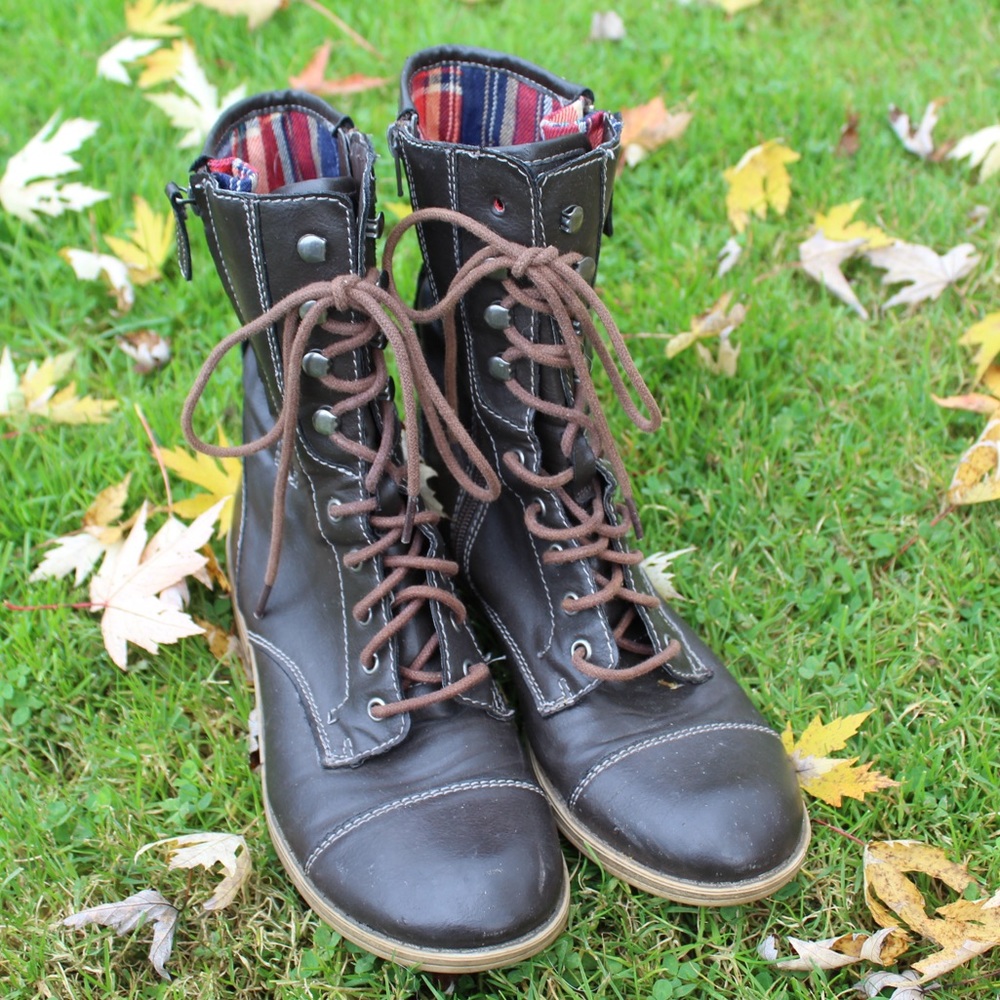 American Rag boots - Picture 3 of 5